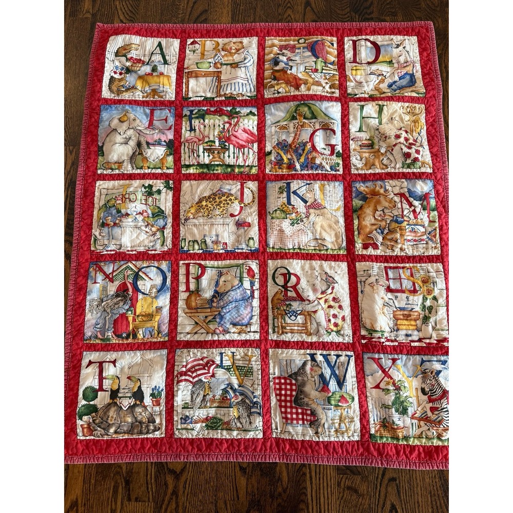 Child's quilt.    Hungry animals alphabet